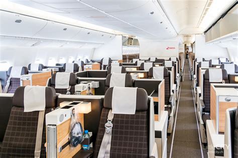 boeing 777 300er business class