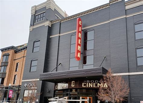 boise idaho movie theaters showtimes