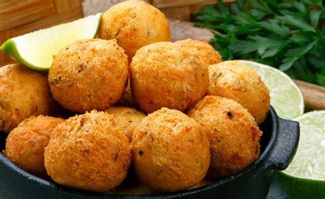 bolinho frito salgado