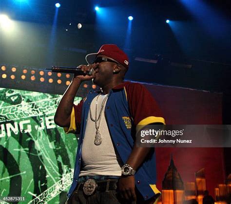 boost mobile young jeezy PDF