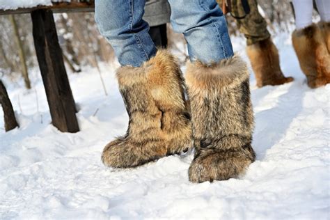 boots with fur mens