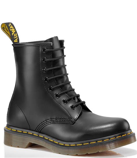 boots women's dr martens