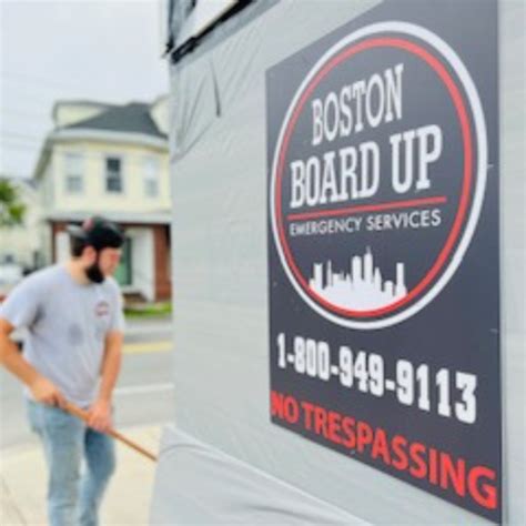 boston board up