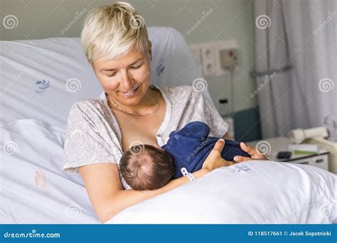 breastfeeding in hospital breastfeeding in hospital Epub