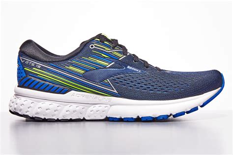 brooks stability shoes