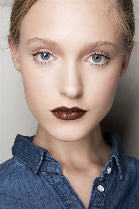 brown lipstick