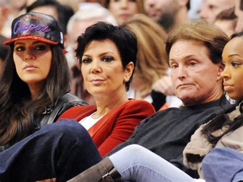 bruce jenner postaje zena Reader