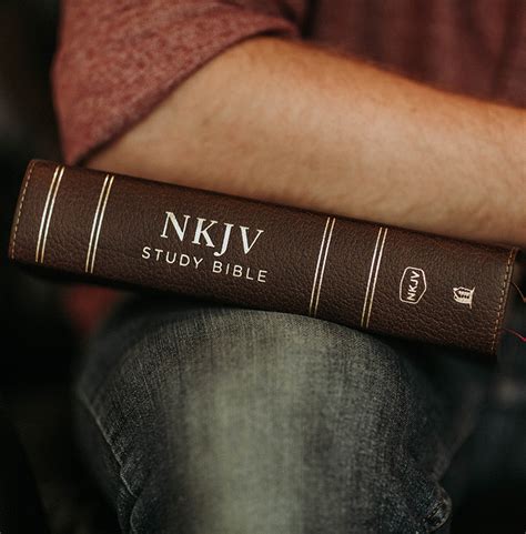 buy online nkjv study bible indexed full color Kindle Editon
