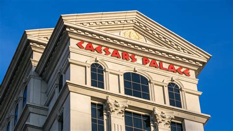 caesars entertainment stock