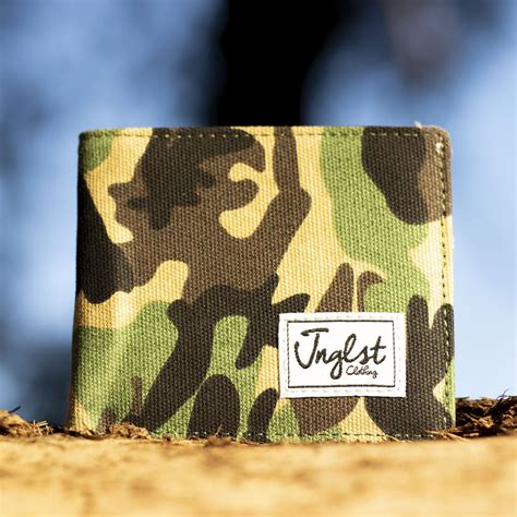 camo wallets