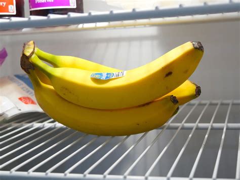 can bananas be kept in the refrigerator