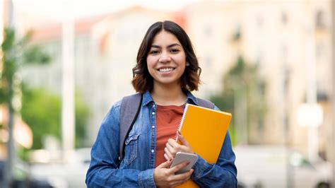 can you be enrolled in two colleges at once