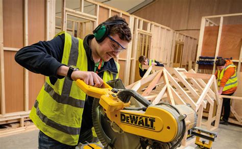 carpentry and joinery ppe Reader