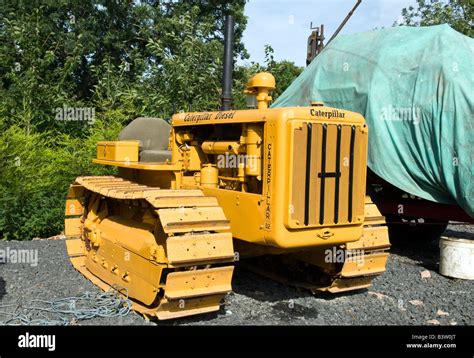 caterpillar tractor stock