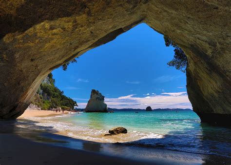 cathedral cove coromandel new zealand