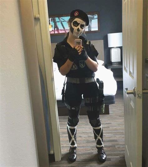 caveira cosplay