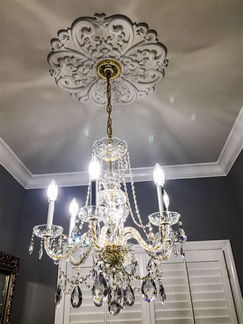 chandelier medallion