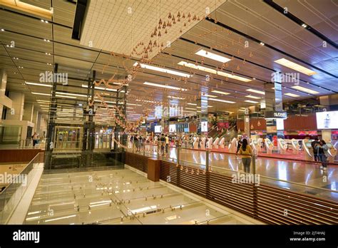 changi airport terminal 1 kinetic rain