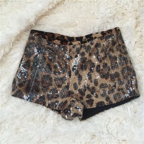 cheetah print shorts,