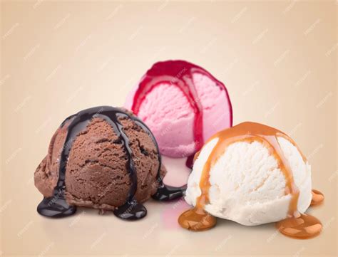 chocolate vanilla and strawberry ice cream