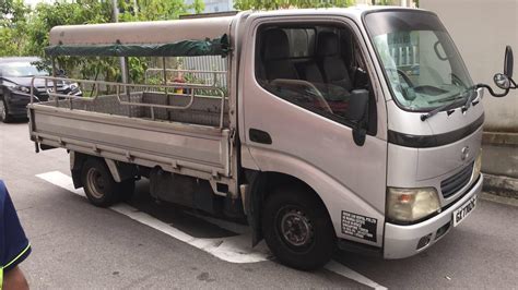 class 3 license can drive 14ft lorry