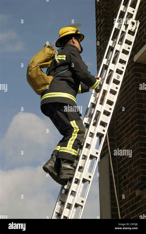 climbing ladder firefighter fire chief PDF