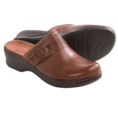 clogs by clarks