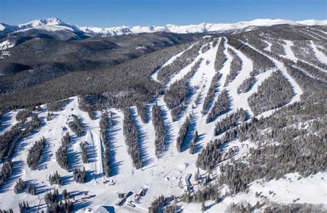 closest ski resort to boulder