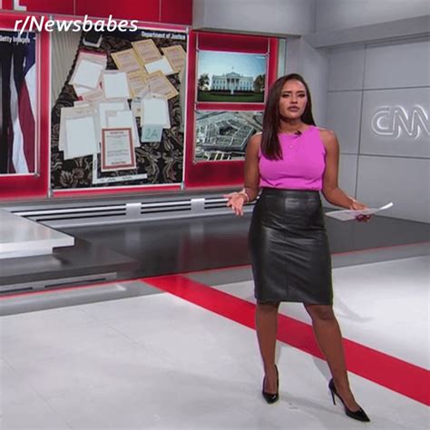 cnn newsroom dress rahel solomon