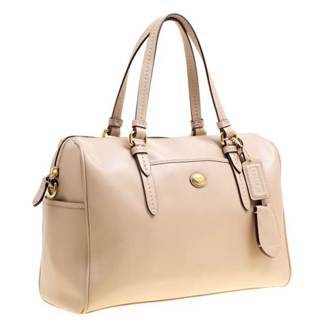 coach beige bag