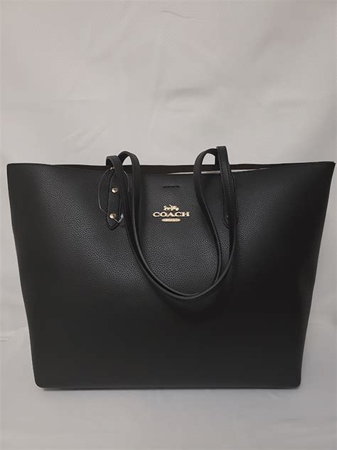 coach black tote