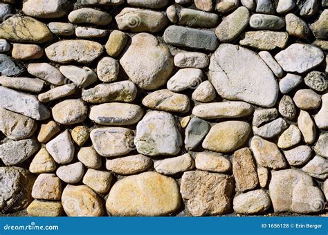 cobblestone wall