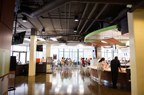 cofc dining halls