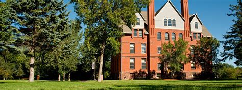 colleges in ashland wi