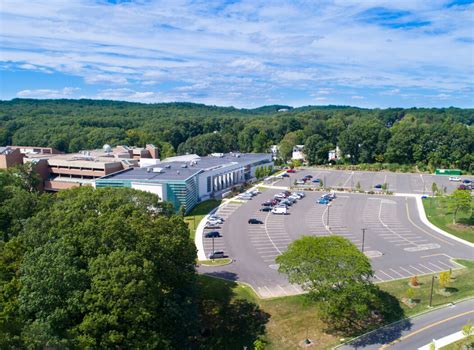 colleges in waterbury ct