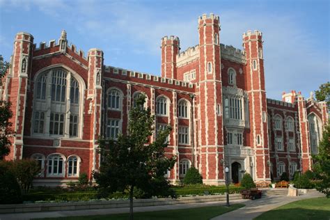 colleges with gothic architecture