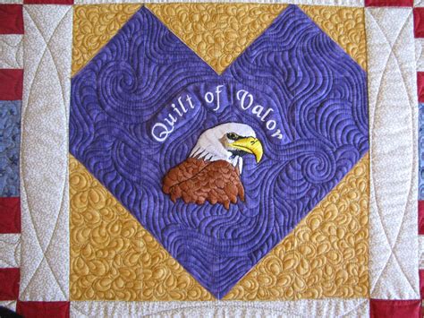 colour purple a machine embroidery quilt PDF