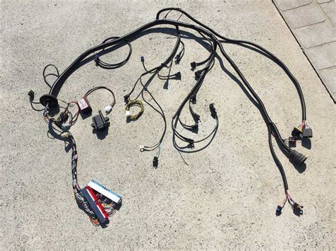 complete engine wiring harness Reader