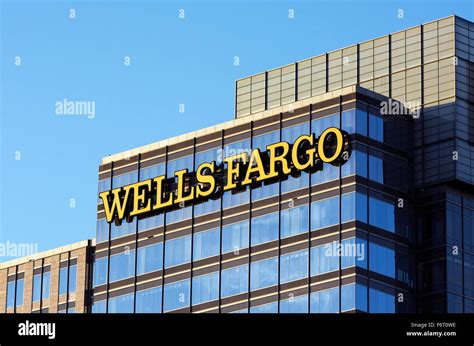 corporate office wells fargo