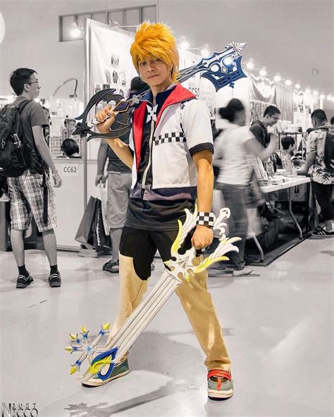 cosplay roxas kingdom hearts