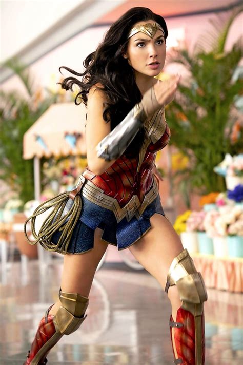 costume wonder woman gal gadot