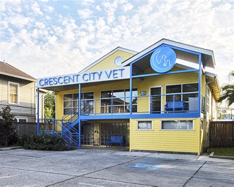 crescent city vet hospital