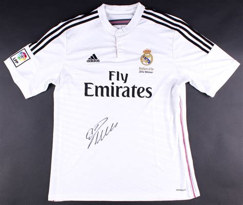 cristiano ronaldo autographed jersey