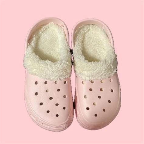 crocs women's fur lined