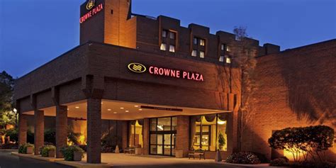 crowne plaza doubletree avenue