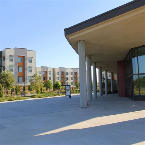 csub student housing east