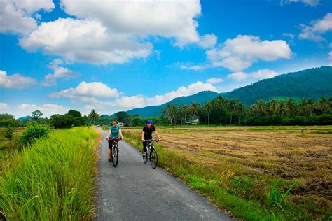 cycling in malaysia on hulu Kindle Editon