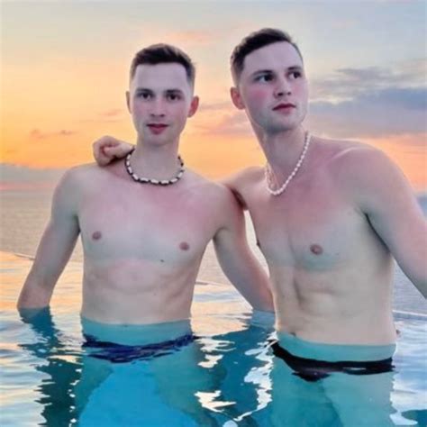 czechgaytwins