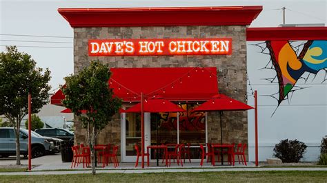 dave's hot chicken fargo