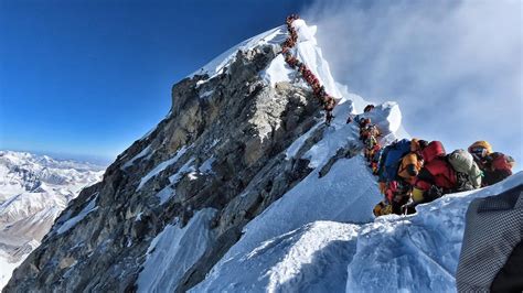 de beklimming van de mount everest de hoogste top der aarde bereikt Kindle Editon